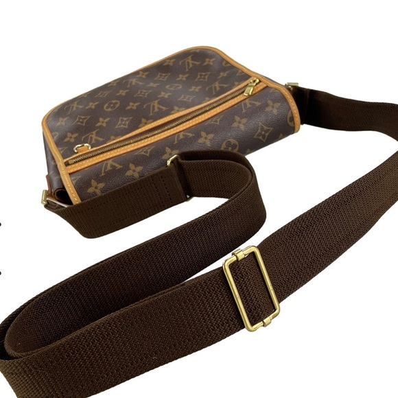 LV monogram messenger bosphore bag - Picture 7 of 14